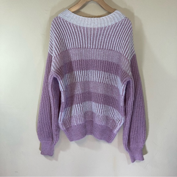 Line + Dot Misty Sweater - Picture 5 of 12